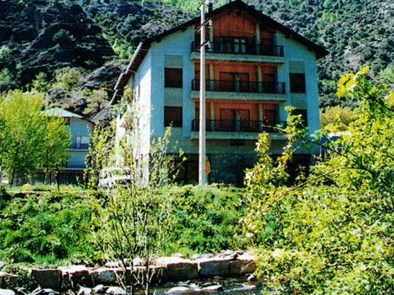 Hotel Puitavaca Ribera de Cardós Exteriér fotografie